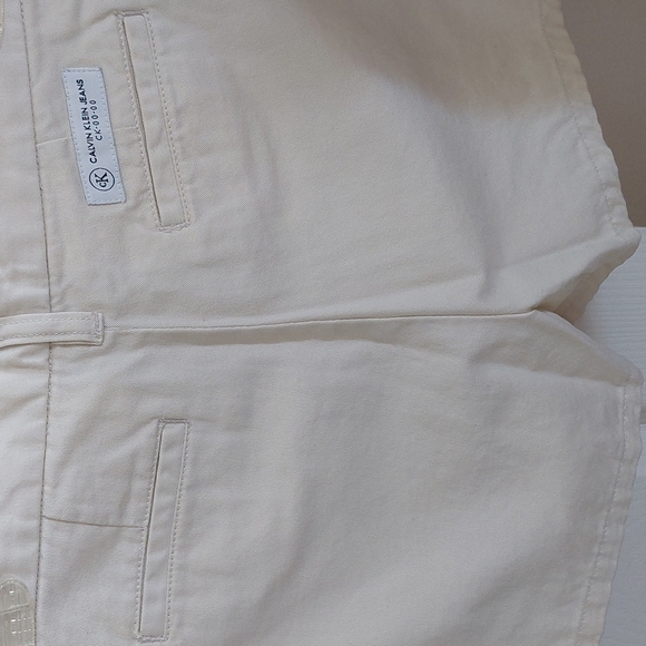 Calvin Klein Shorts - Picture 3 of 8